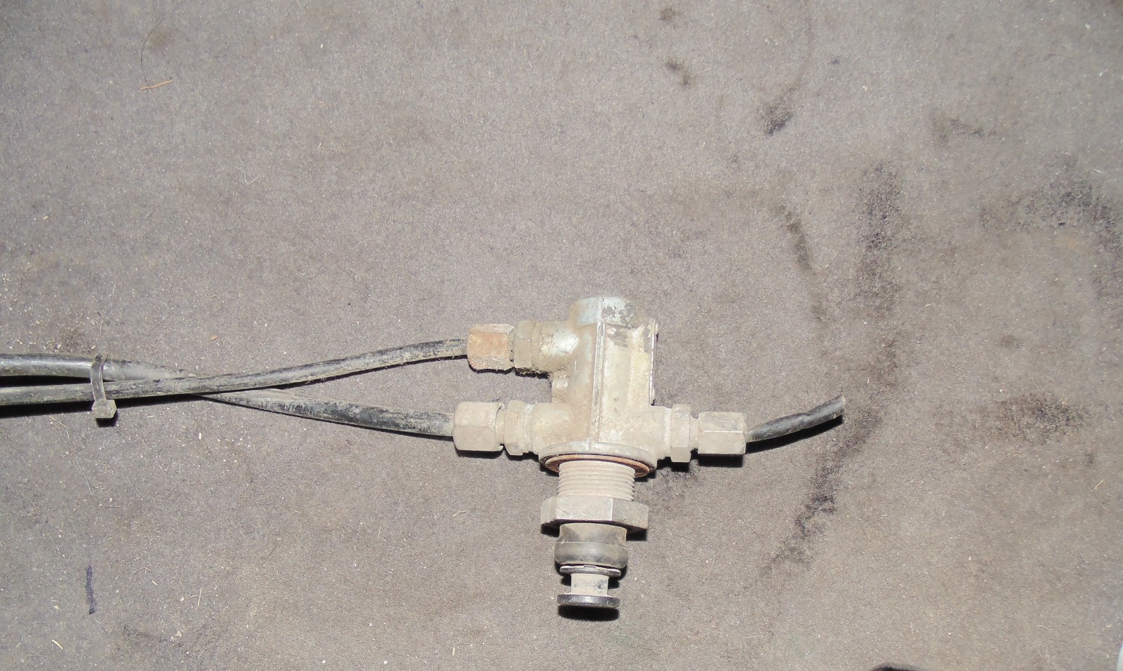 Клапан аварийного растормаживания Daf 95 (1987