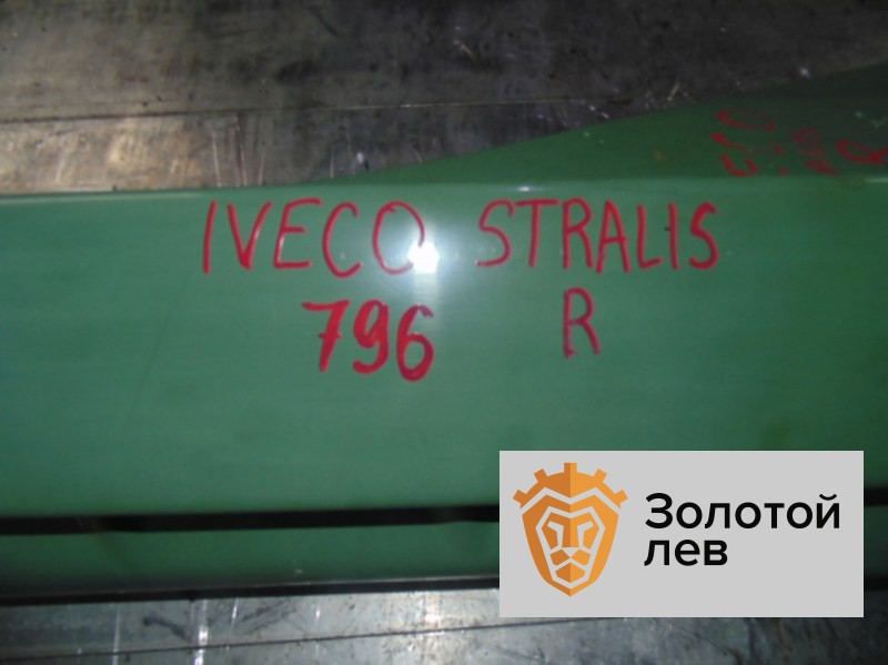 Угол кабины Iveco Stralis CURSOR 10 2002 правый