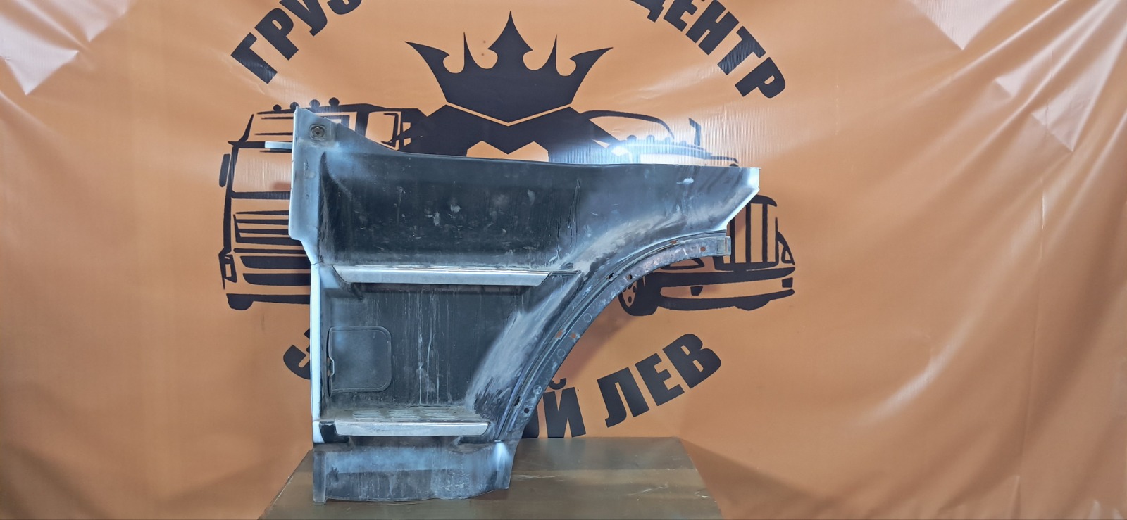 Корпус подножки VOLVO FH FH2 D13A440 2007 левый (б/у)