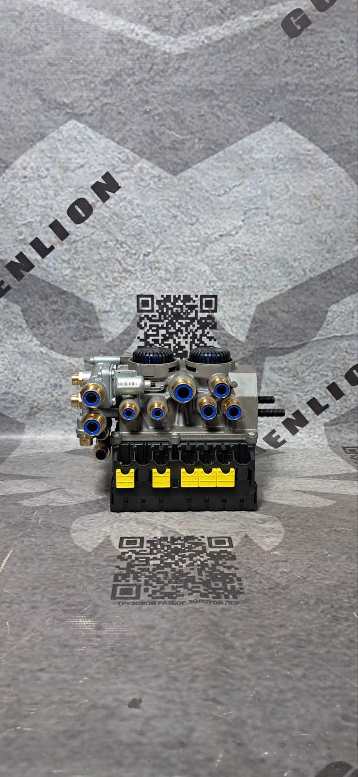 Кран EBS ПОЛУПРИЦЕПЫ Schmitz