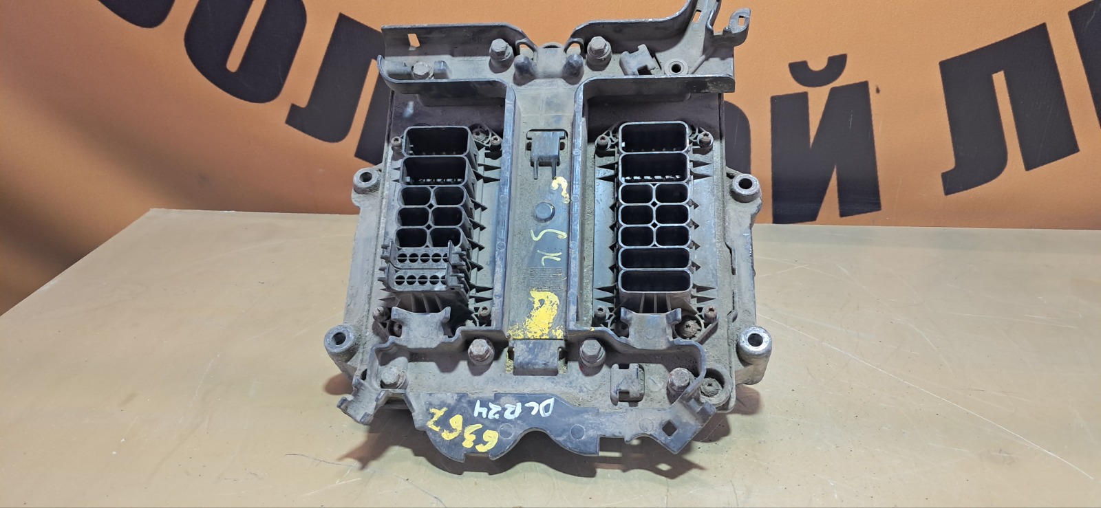 Блок управления двигателем SCANIA 5-Series G-SERIES DC1224 380HP 2011 (б/у)