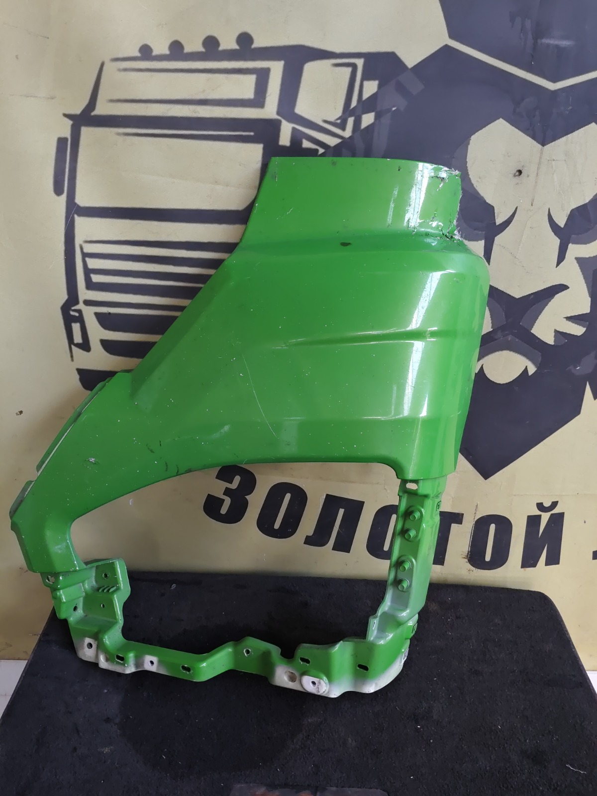 Облицовка фары FOTON Auman ISG12E5460 2023 левая (б/у)
