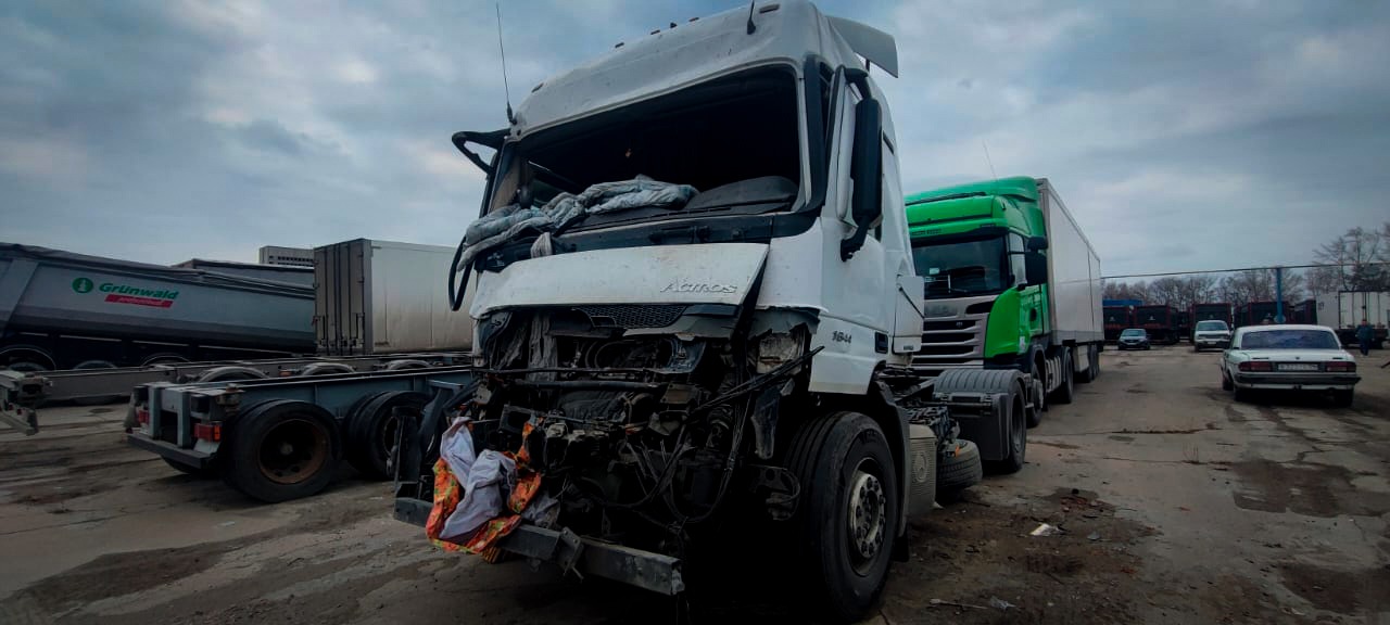 Автомобиль Mercedes-Benz Actros MP3 OM501 2017 года в разбор