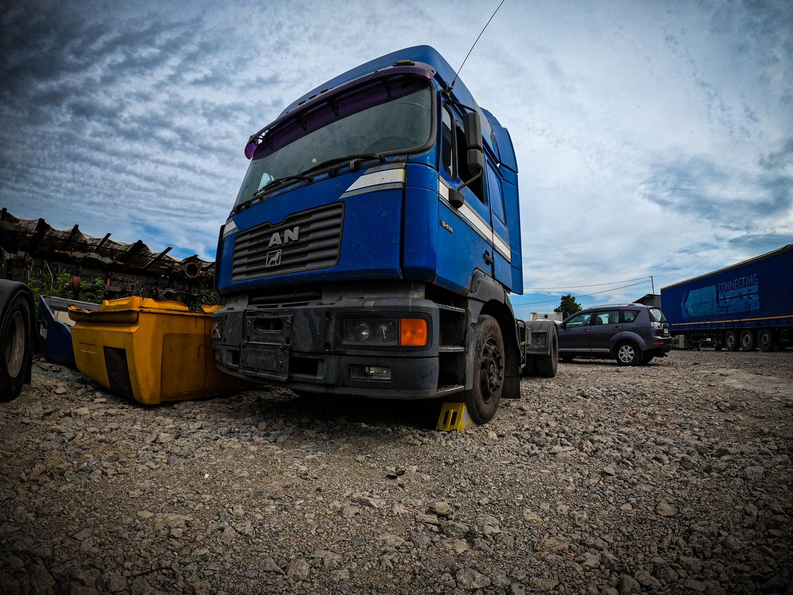 Автомобиль MAN F2000 D2866 LF20 1999 года в разбор